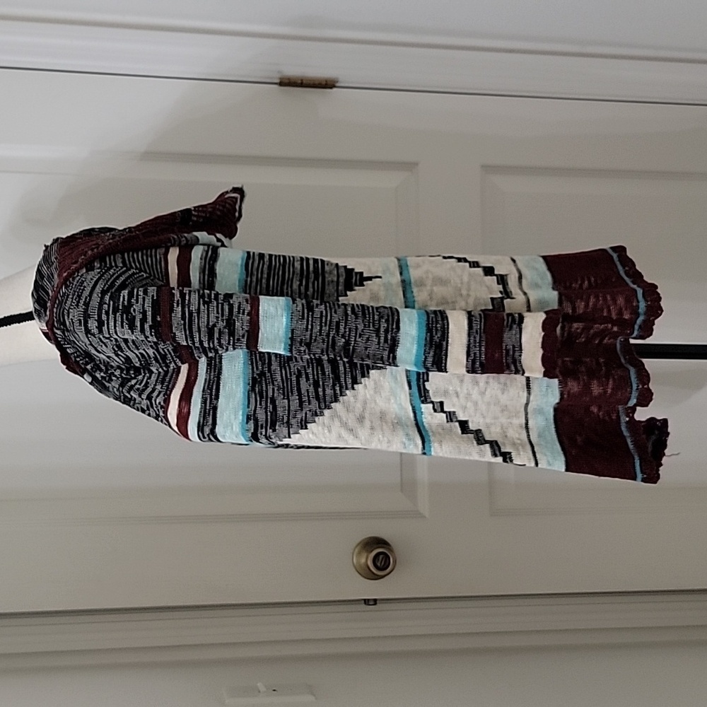 Alya (Francesca’s) Size S Teal, Black Burgundy, White Aztec Knit Hooded Cardigan - Picture 3 of 11